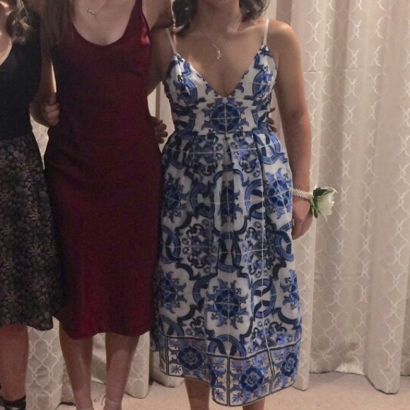 KOOKAI Donatella White Blue Embroidered Cocktail Midi Dress - Picture 12 of 15